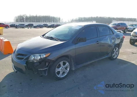 2012 Toyota Corolla S z USA, uszkodzony, nr VIN 2T1BU4EE4CC892269